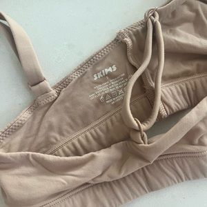 SKIMS Fits Everybody Scoop Neck Bralette